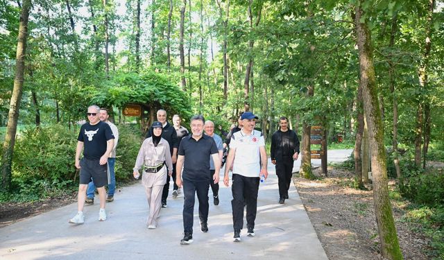 Bakanlar Sabah Sporunu Doğayla İç İçe Yaptı
