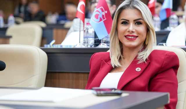 Arzu Öktem’den AK Parti’ye Sert Çıkış: Vatandaş Hiçbir Zaman Gündemlerinde Olmadı