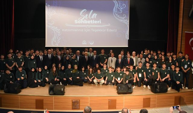 İş Dünyasının Önemli İsmi Nihat Özdemir’den Trabzon’da Öğrencilere Hayat Dersi