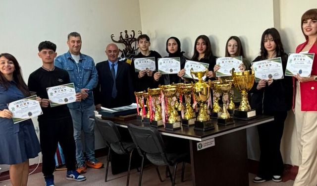 Trabzon Spor Lisesi Play Clean, Play Green Projesiyle Avrupa’da Dikkat Çekti