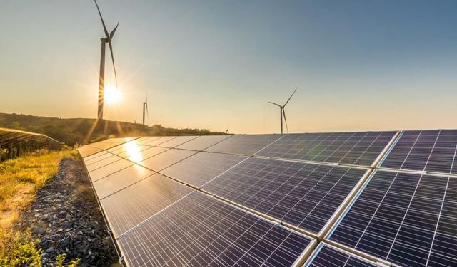 Yenilenebilir Enerji Mayısta Rekor Kırdı: Kömür Payında Tarihi Düşüş