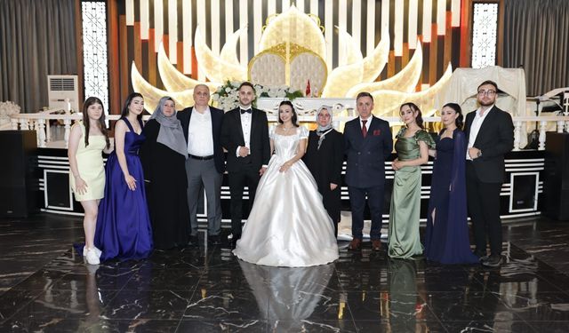 Zeynep Diden Gürsoy İle Erkan Köse Grand Akyazı’da Dünyaevine Girdi