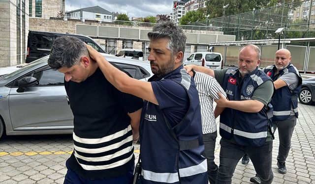 Samsun'da 1 kişinin öldüğü silahlı kavgayla ilgili gözaltına alınan 4 zanlı adliyede