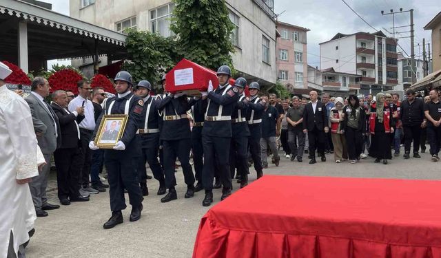 Eskişehir'de şehit olan uzman çavuş Samsun'da toprağa verildi