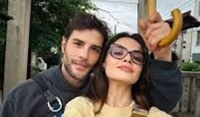 Sinem Ünsal ve Berk Cankat Japonya Tatilinde Aşka Geldi!