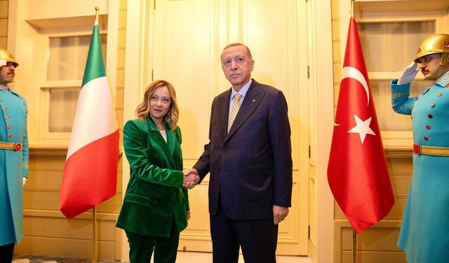Cumhurbaşkanı Erdoğan, İtalya Başbakanı Meloni ile Telefonda Görüştü