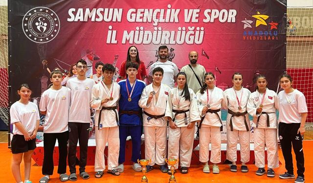 Trabzonlu Judoculardan Çifte Şampiyonluk! Türkiye Finalleri Bileti Geldi
