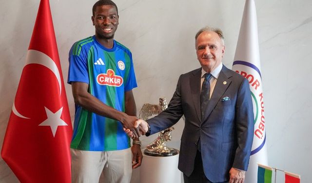 Çaykur Rizespor transferi bitirdi: Moussa Diakite resmi imzayı attı