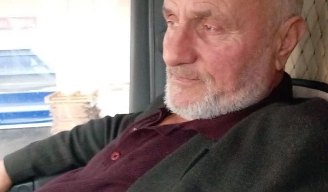 Devrilen traktörün altında kalan sürücü hayatını kaybetti