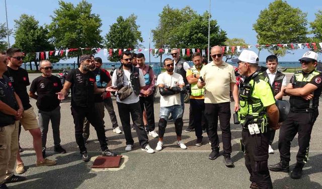 Ordu'da motosiklet sürücülerine güvenli sürüş eğitimi