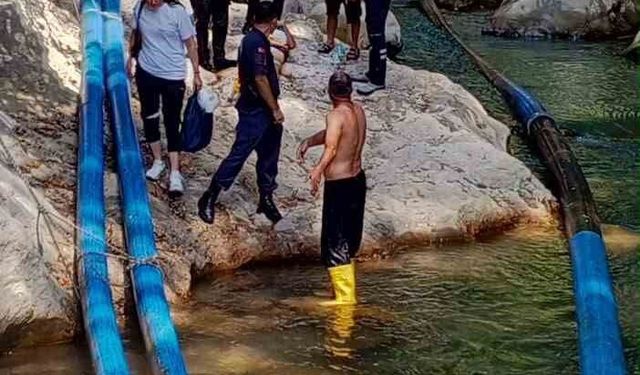 Su arızasını gidermeye çalışan muhtar kayalıklardan düştü