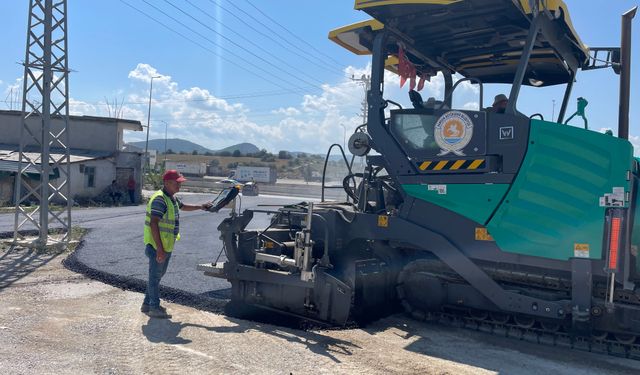 Kavak Devlet Hastanesi Yolunda Sıcak Asfalt Çalışması Başladı