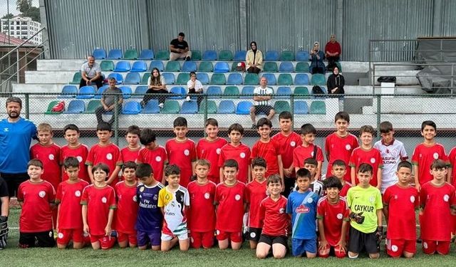 Çaykurspor’un 20 Yıllık Yaz Futbol Okuluna Bu Yıl da Yoğun İlgi