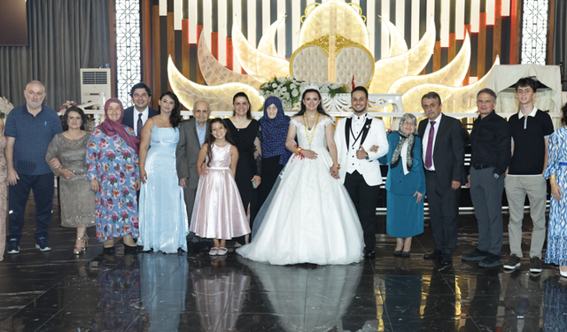 TRT Trabzon Ailesinin Mutlu Günü: Nazlıhan ve Melih Görkemli Düğünle Evlendi