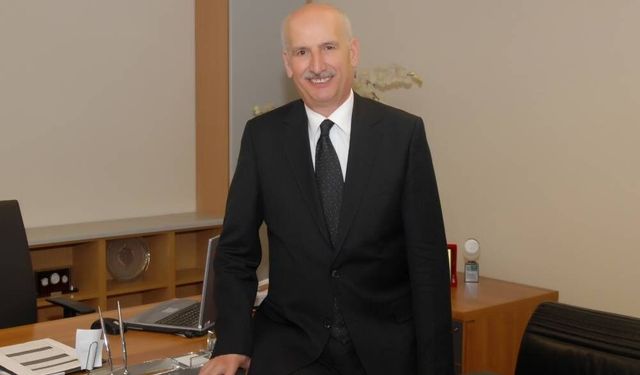 Trabzonlu İş İnsanı Turgut Aydın’dan Dev Satın Alma: CarrefourSA Artık Aydın Grup Bünyesinde