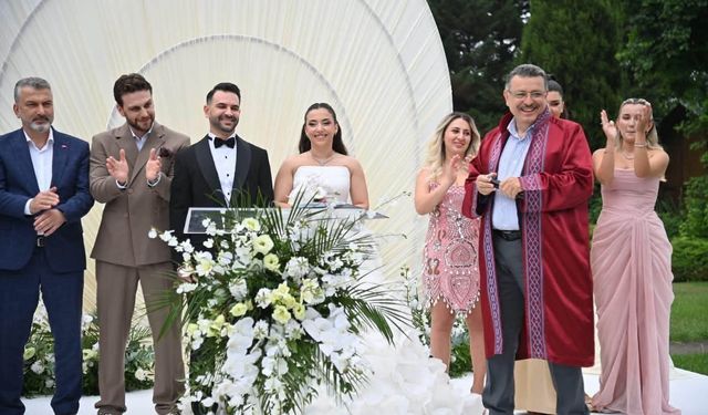 Trabzon’da Görkemli Düğün: Begüm Rana Birinci İle Ömer Fatih Özkurt Evlendi