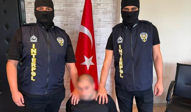 Gürcistan’da Yakalanan 2 Suç Örgütü Elebaşı Türkiye’ye İade Edildi