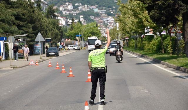 Bölgemizde trafik denetimi: 16 binden fazla araç kontrol edildi