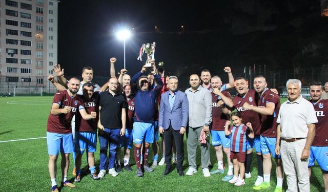Tolga Zengin’den Fatih Tekke’ye Duygusal Çağrı: “Bu Vedayı Kabul Etmiyorum”