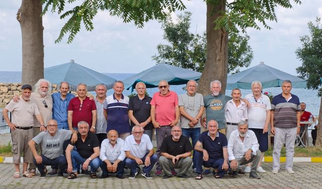 Atatürk Üniversitesi mezunları 45 yıl sonra Trabzon’da yeniden buluştu