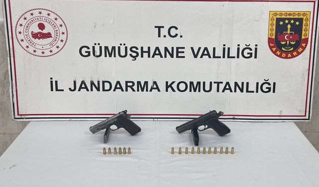Gümüşhane'de 2 ruhsatsız tabanca ele geçirildi