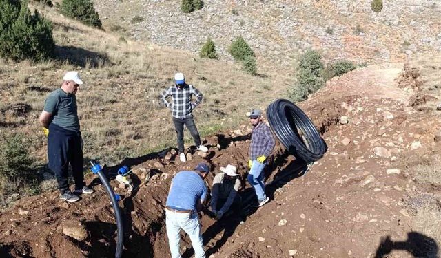 Bayburt'ta içme suyu sorununa köylülerden imece usulü çözüm