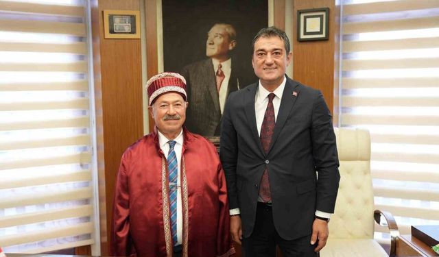 Giresun'da yılın ahisi yarım asırlık soğuk demirci ve torna ustası oldu