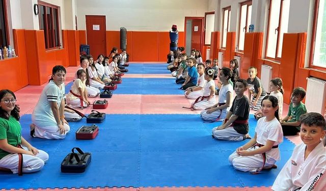 Görele'de gençlerin yeni adresi oldu: Ücretsiz antrenmanlara yoğun ilgi