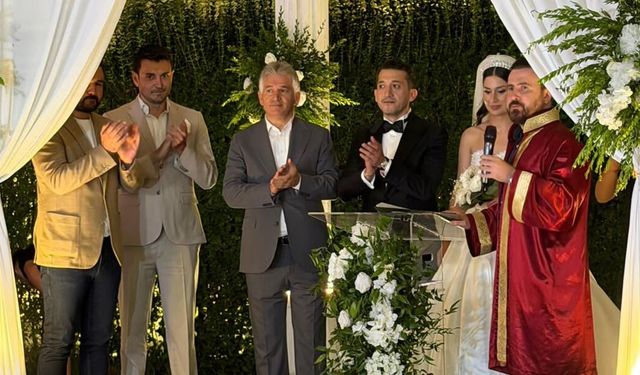 Trabzon Cephanelik’te Görkemli Düğün: Özge Ve Ali Rıza Dünya Evine Girdi