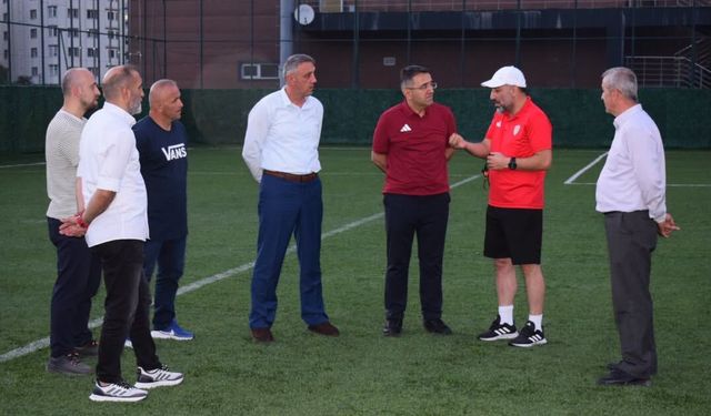 Çayelispor’a Bakanlıktan Önemli Ziyaret: Yeni Sezon Hedefleri Masaya Yatırıldı