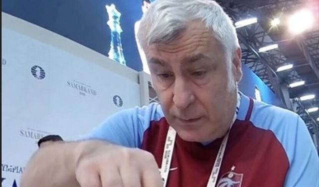 Vasyl Ivanchuk dünya sahnesine Trabzonspor formasıyla çıktı: FIDE o görüntüyü paylaştı