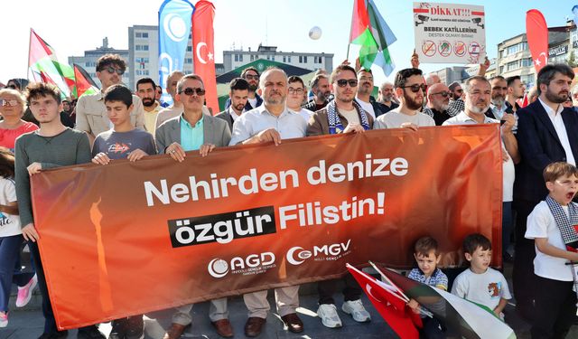 Samsun'da Gazze Protestosu! Cumhuriyet Meydanı'ndan Tepki