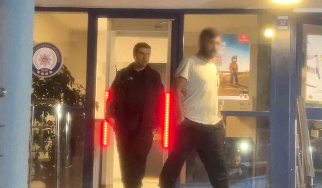 Bursa'da 1,55 promil alkollü sürücü paniği, vatandaşlar peşinden koştu