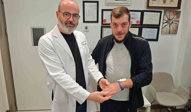 Elleri, ayakları ve yüzü büyüyen Gürcü hasta, Samsun'da şifa buldu