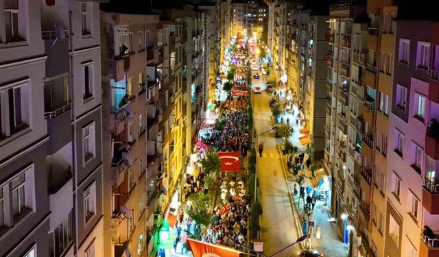 Giresun'da on binler Cumhuriyet için yürüdü