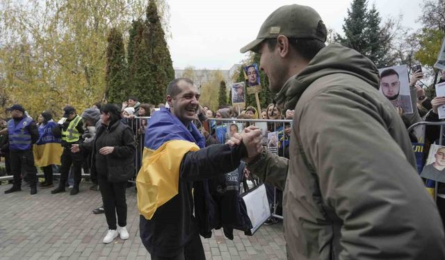 Rusya ve Ukrayna'dan karşılıklı 270'er kişilik esir takası