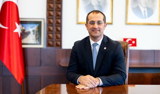 Akçaabat Belediye Başkanı Osman Nuri Ekim'den Muhtarlara Dikkat Çeken Mesaj!