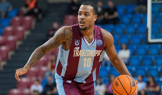 Trabzonspor Basketbol'da 100 Sayılık Zafer! Selçuk Ernak Galibiyet Sonrası O Detaya Dikkat Çekti