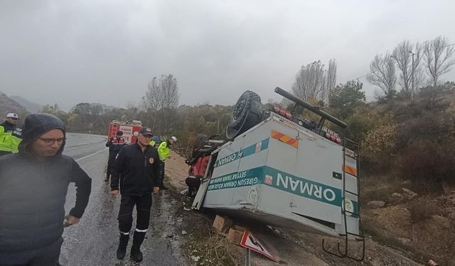 Giresun Orman Bölge Müdürlüğü Aracı Sivas'ta Devrildi! 3 Personel Yaralandı