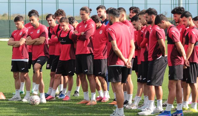 Sebatspor'da Turgay Karslı İçin Kritik Sınav: İlk Galibiyet Lider Karşısında mı Gelecek?