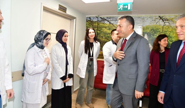 Trabzon Valisi Şahin'den Sağlık Turu! İnşaatı Yerinde İnceledi