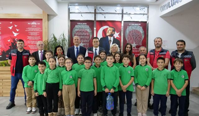 Yeşiltepe İlkokulu’ndan örnek davranış: İki projeyle hem doğaya hem insana dokundular