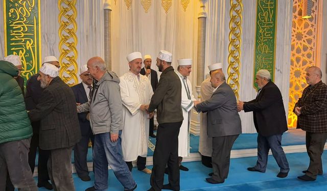 Trabzon’da 610 cami ve Kur’an kursunda her perşembe hadis buluşması