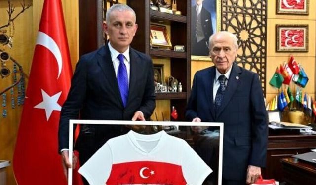 Devlet Bahçeli’den TFF Başkanı Hacıosmanoğlu’na Dikkat Çeken Destek: “Yalnız Değilsin”