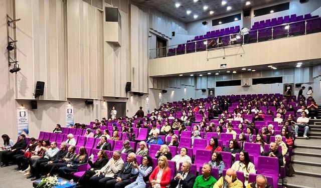 Trabzon’da Dünya Mimarlık Günü’nde Mesleğin Değişmeyen Sorunları Masaya Yatırıldı