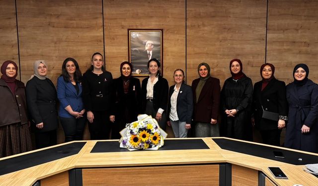 Ak Parti Trabzon Kadın Kolları'ndan Erken Teşhis Çağrısı
