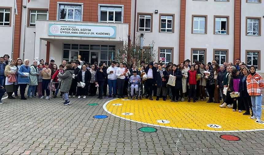 Özel öğrenciler diledi öğretmenleri gerçekleştirdi