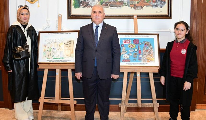 Trabzon’da dereceye giren öğrencilere valisi aziz yıldırım ödüllerini verildi