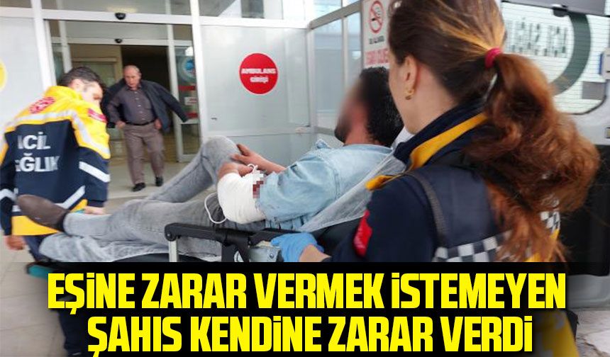 Samsun'da Eşine Zarar Vermek İstemeyen Şahıs Kendini Bıçakladı: Hastanede Tedavi Altında