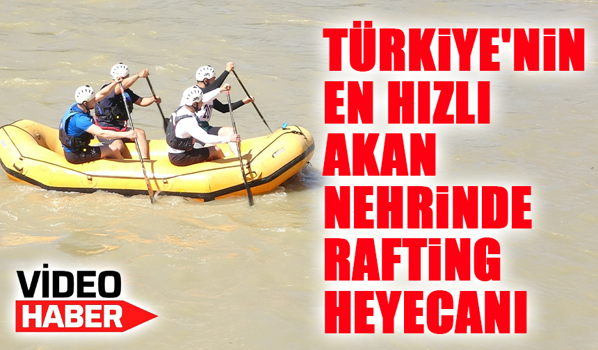 Çoruh Nehri'nde Üniversiteli Sporculardan Rafting Şöleni